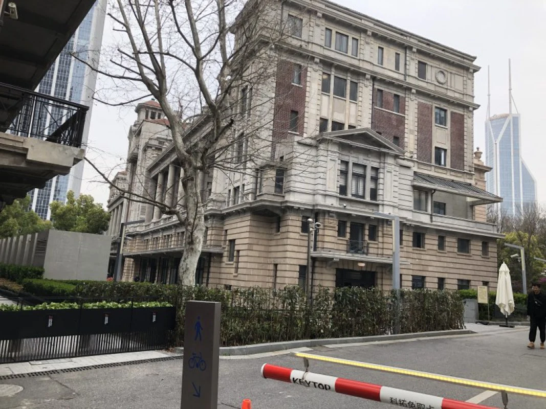 building People's square